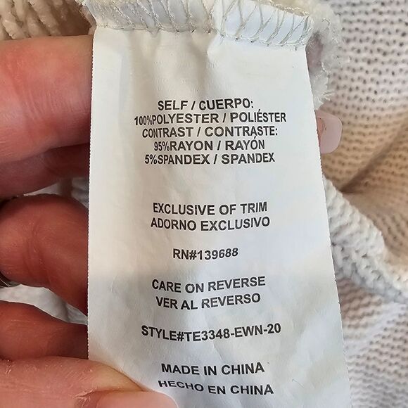 Altar'd State Cream Chenille Knit Dolman Sleeve Sweater Size Medium - Picture 6 of 13